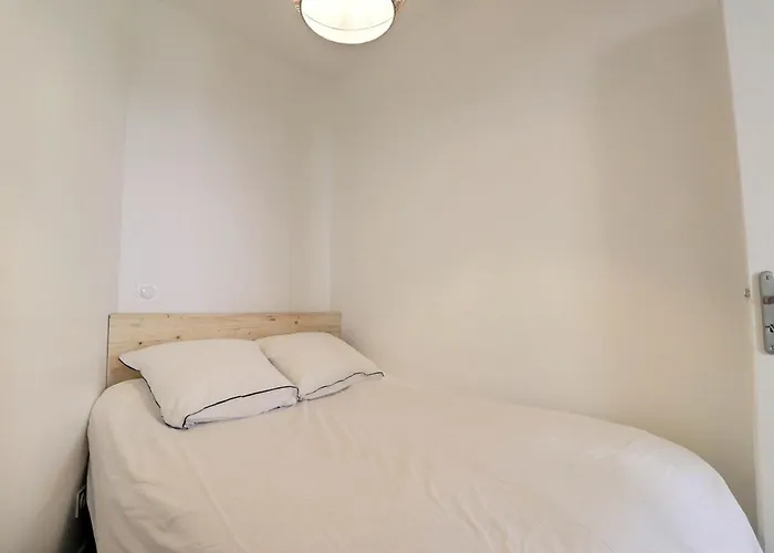 Le Charpennes - Beautiful T1 Apartment - Villeurbanne