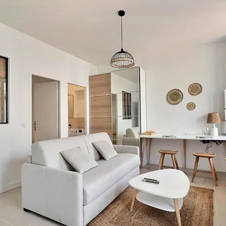 Le Charpennes - Beautiful T1 Apartment - Villeurbanne Exterior photo